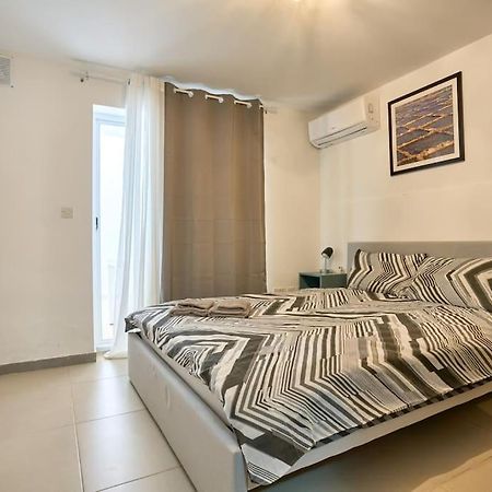 Urban Front - Walking Distance From Paceville And St George Bay Beach Is-Swieqi Zewnętrze zdjęcie