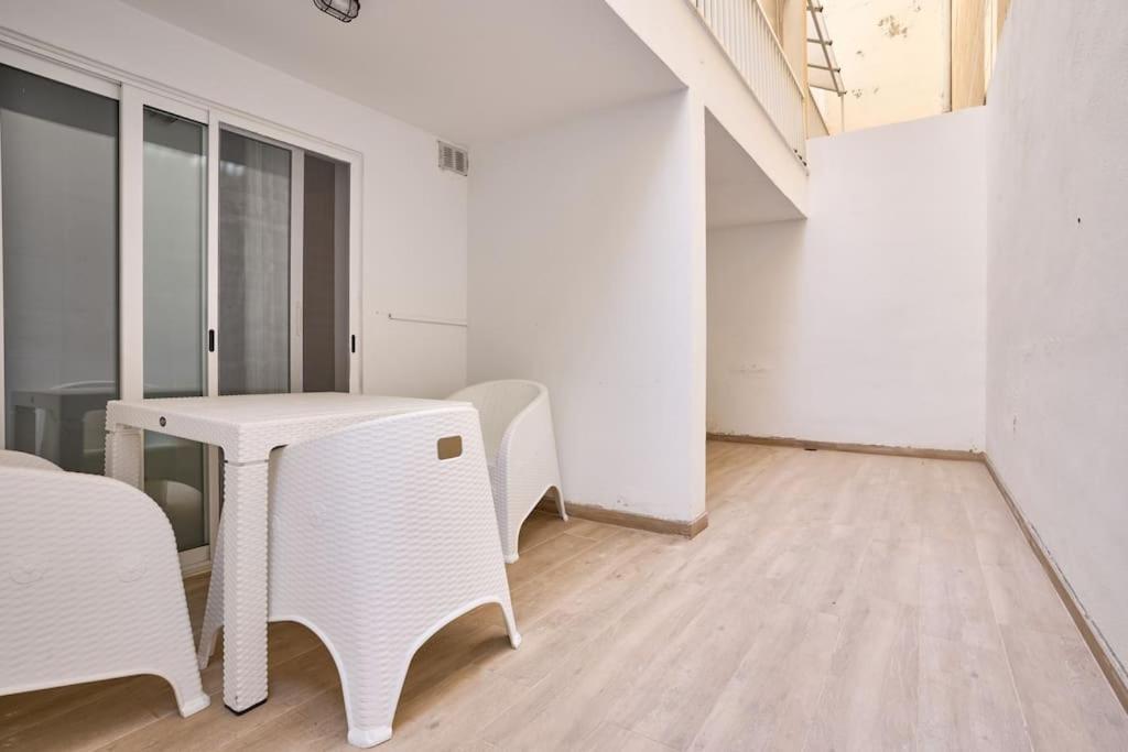 Urban Front - Walking Distance From Paceville And St George Bay Beach Is-Swieqi Zewnętrze zdjęcie