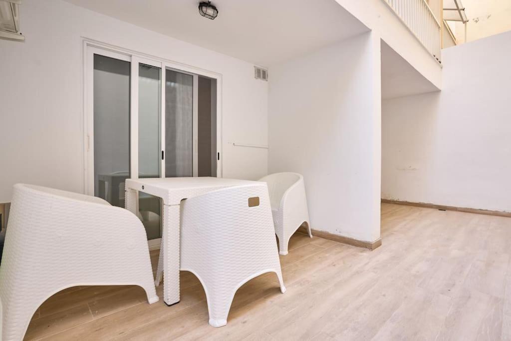 Urban Front - Walking Distance From Paceville And St George Bay Beach Is-Swieqi Zewnętrze zdjęcie