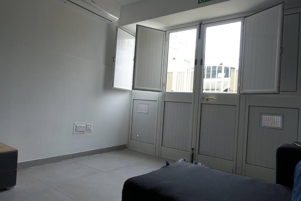Urban Front - Walking Distance From Paceville And St George Bay Beach Is-Swieqi Zewnętrze zdjęcie
